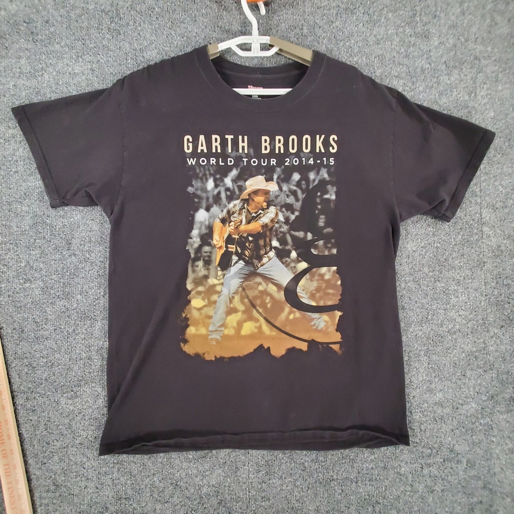 Hanes T-Shirt Mens L World Tour 2014-15 Black Graphic Garth Brooks Beefy-T